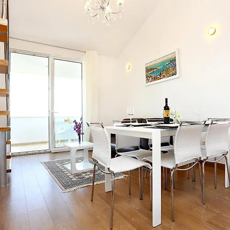 Appartement By The Sea Zecevo Rtic, - 10333 *