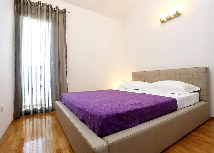 Appartamento By The Sea Zecevo Rtic, - 10333 *