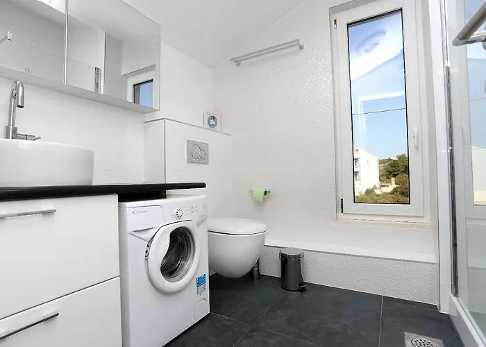 By The Sea Zecevo Rtic, - 10333 *